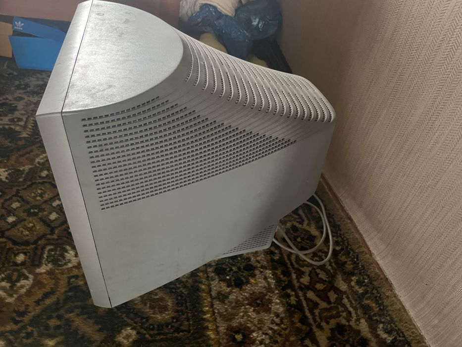 Старый монитор не знаю какой