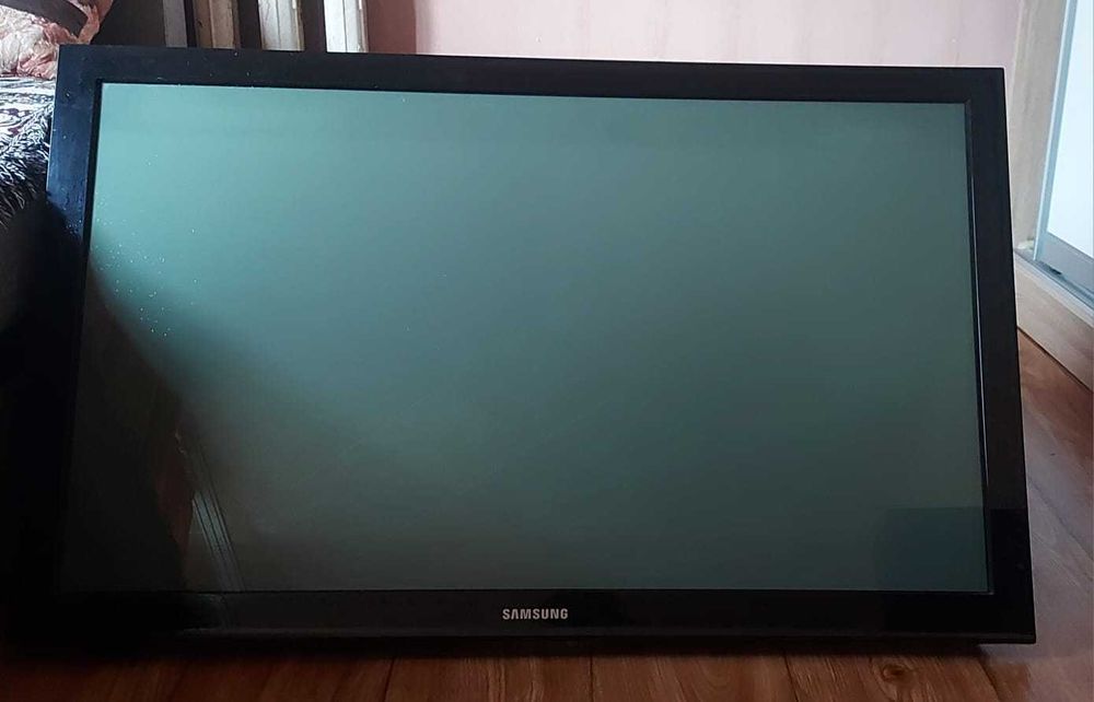 Продам телевизор