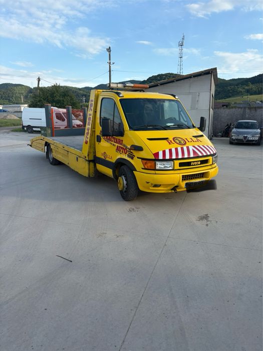 Autoplatforma iveco daily 65