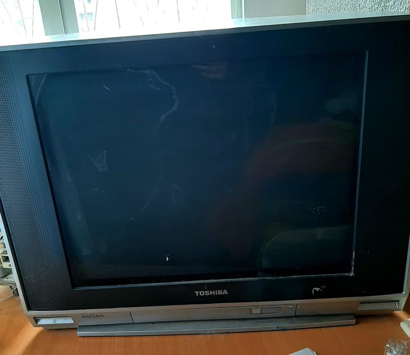 Продам телевизор.