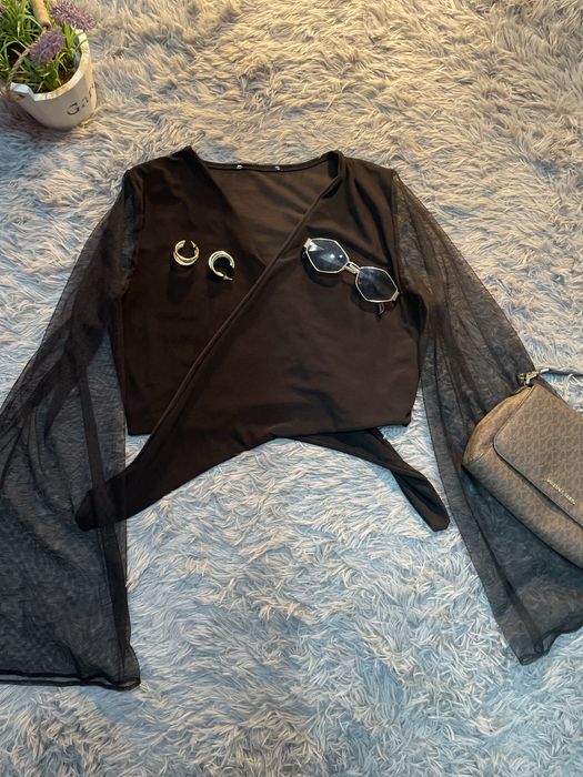 Женские стильные кофточки . Все бренд ! Дешево ! Срочно !