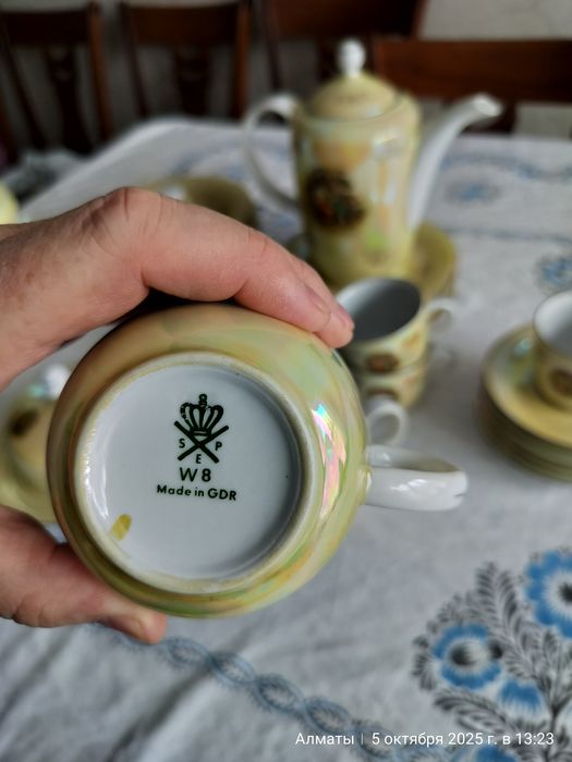 Продам столовый чайный сервиз на 6 персон