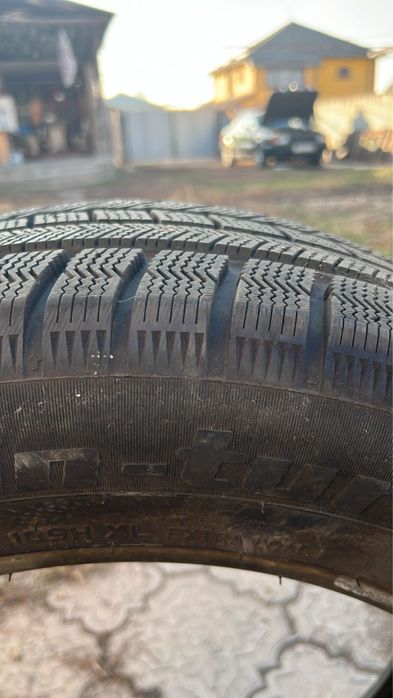 Продам зимние шины в идеальном состояний