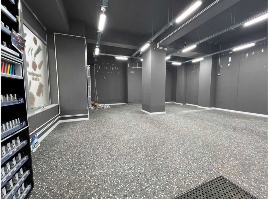 Spatiu comercial + rampa aprovizionare- 87,40 mp, Constanta