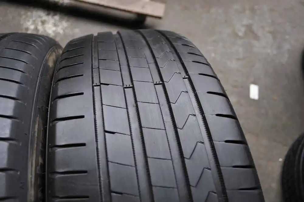 SET 2 Anvelope Vara 235/55 R17 HANKOOK Ventus Prime 4 99V