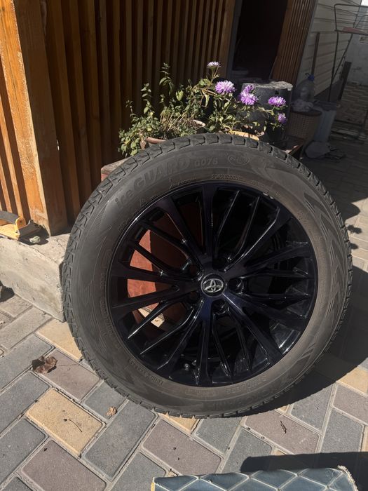 Шины Yokohama Ice Guard с дисками 225/60 R18