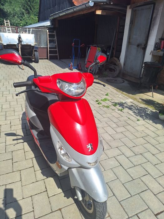 Vand scuter peugeot
