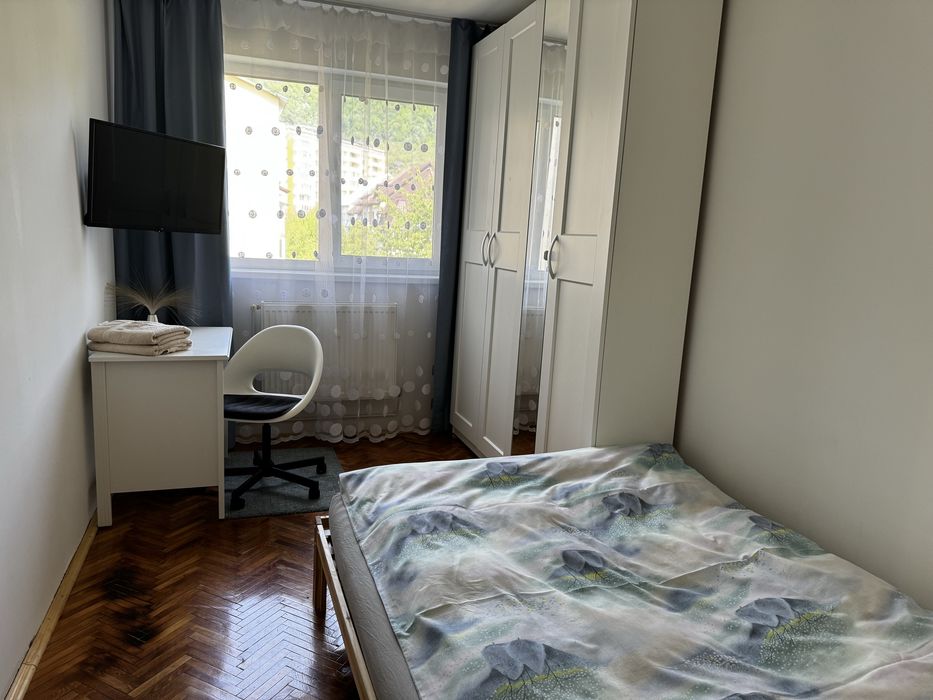 Inchiriez apartament 3 canere nou rwnocat la prima inchiriere