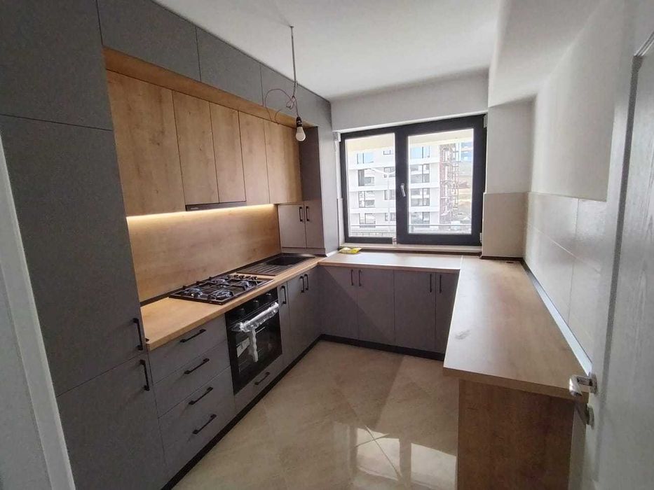 Tamplarie PVC/ Usi garaj/Rulouri/ Usi interior/ Mobila