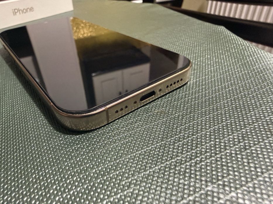 Iphone 16 pro 128GB dessert titanium