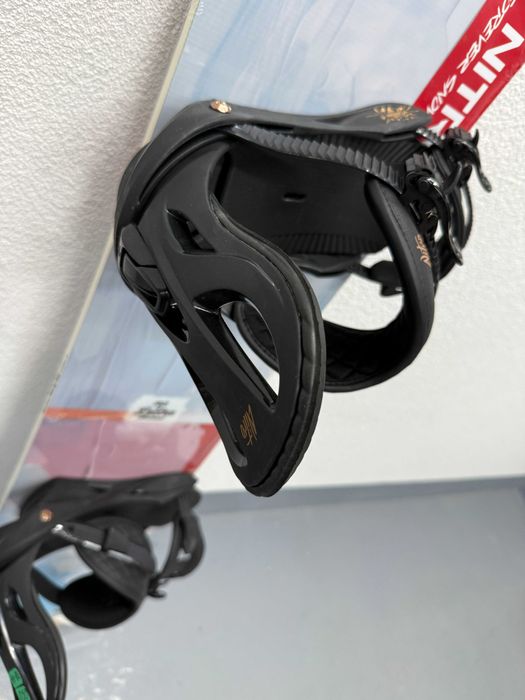 placa noua snowboard nitro lectra abstract L142cm