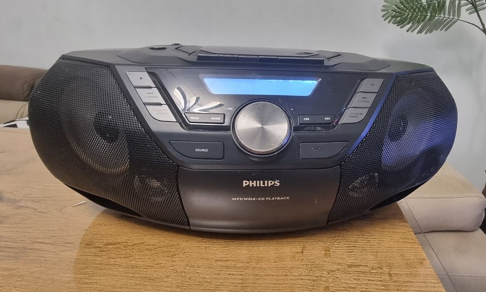 Касетофон Philips