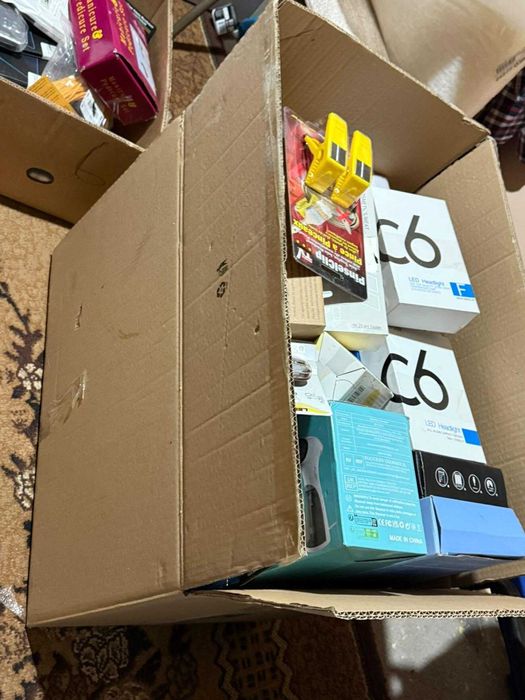 Продавам пале със стока