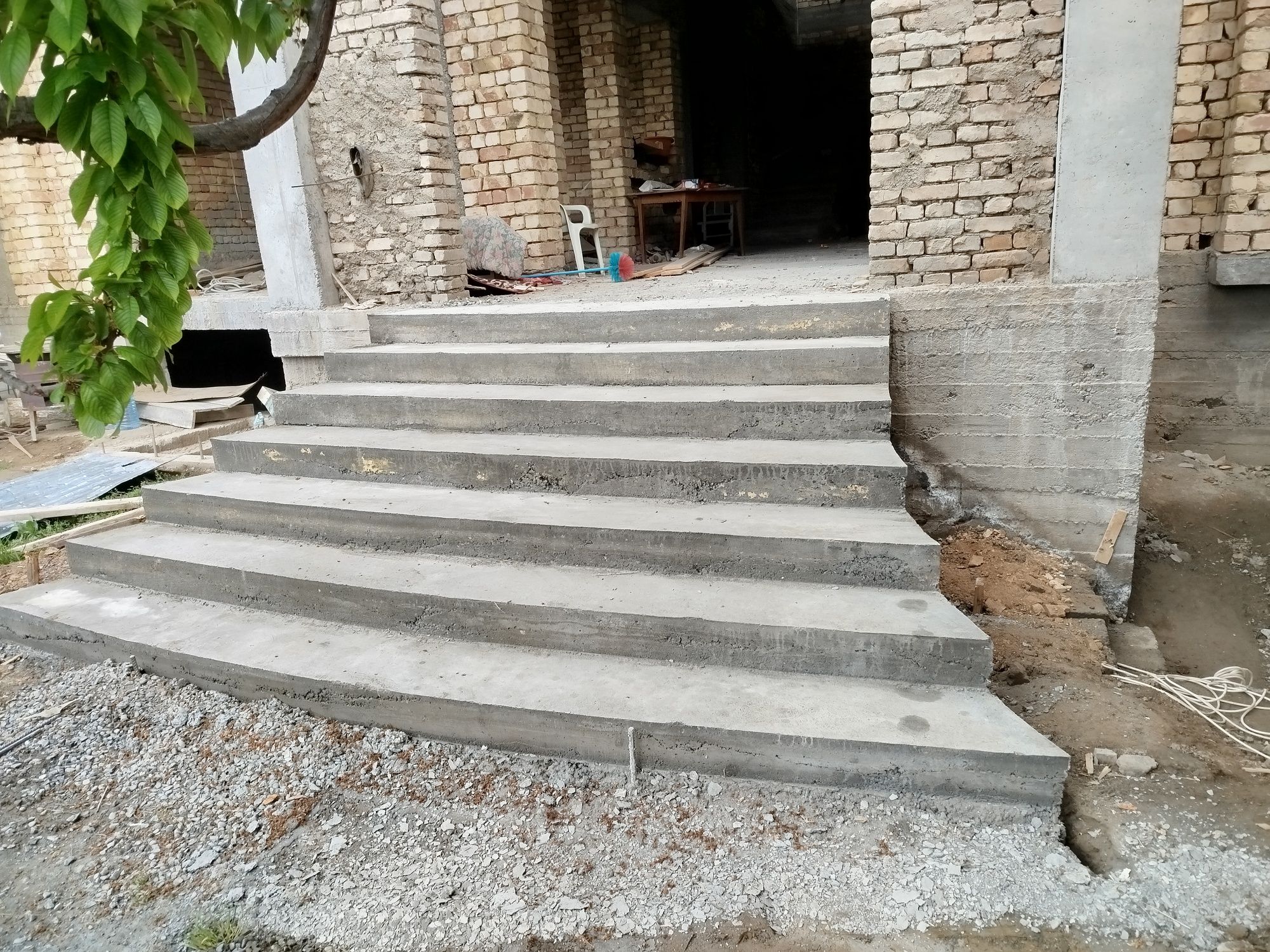 Beton zina xizmati siz istagan sitilda