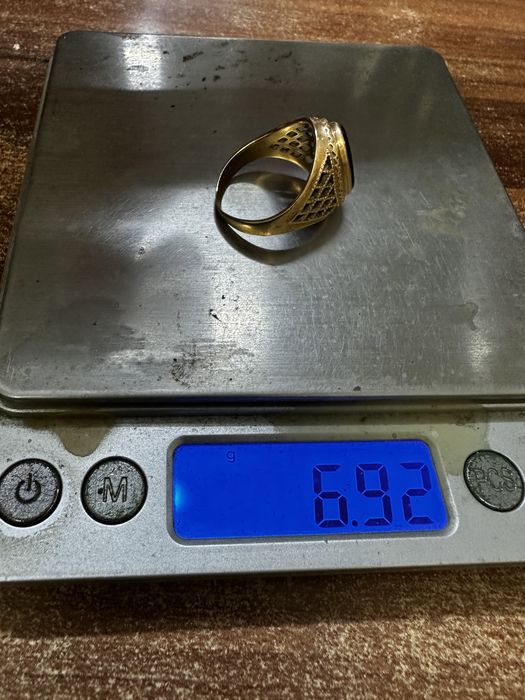 Златен пръстен 14.и 6.92 гр старо злато