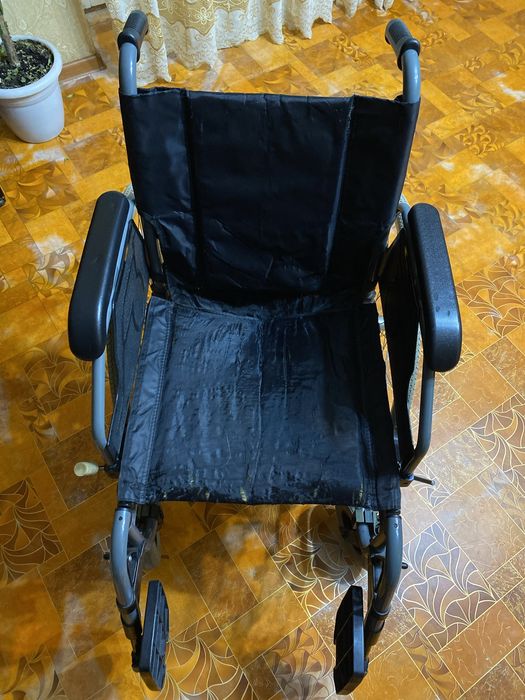 Кресло-коляска прогулочная. 46 размер.