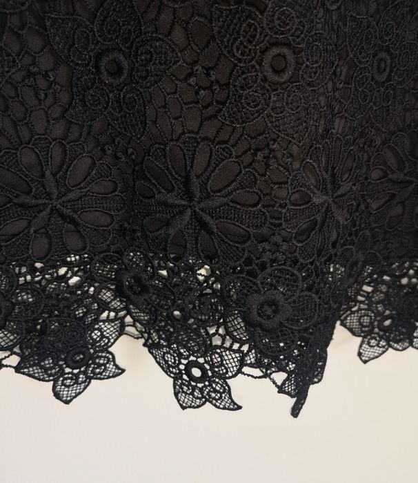 Rochie neagra Zara din dantela marimea M
