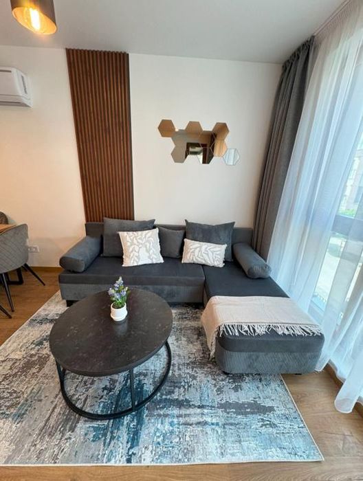 Дава се под наем Двустаен апартамент в София, Кръстова вада - 66 кв.м за 700 € - Снимка #2