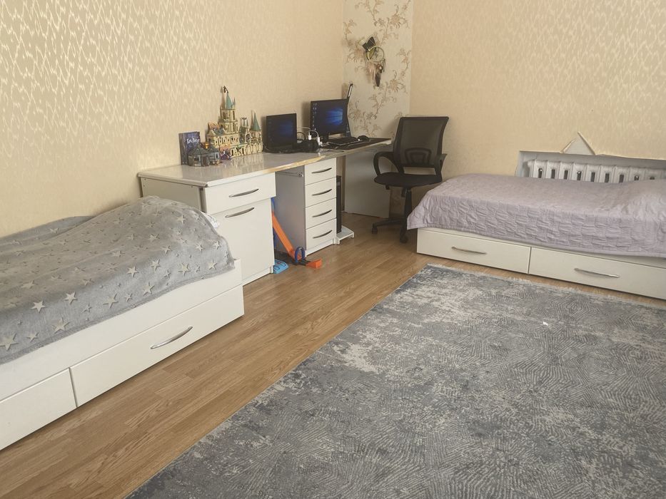 Продам мебель в детскую