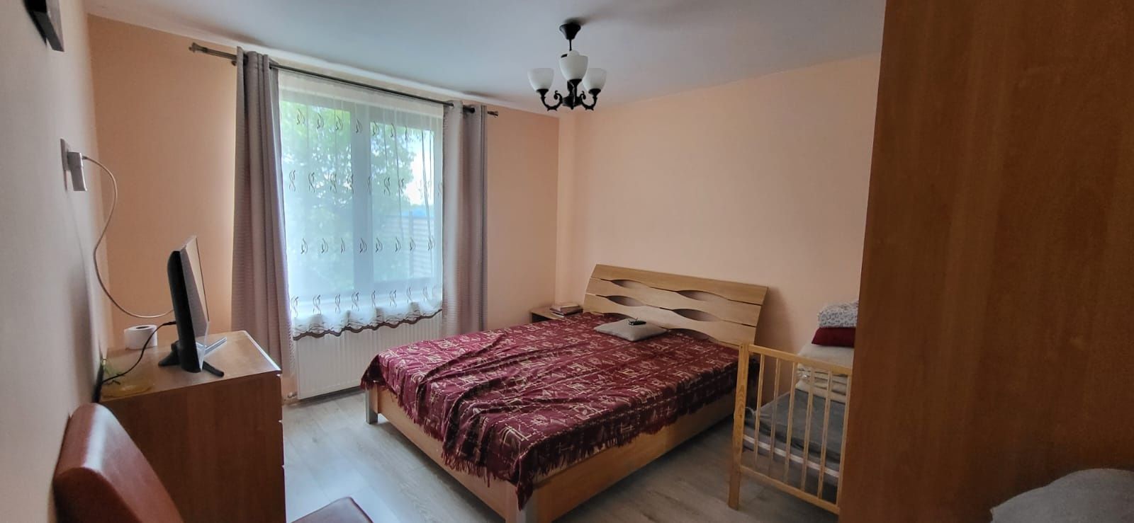Casa parter, com Lipanesti, lângă Ploiesti,  1000mp teren