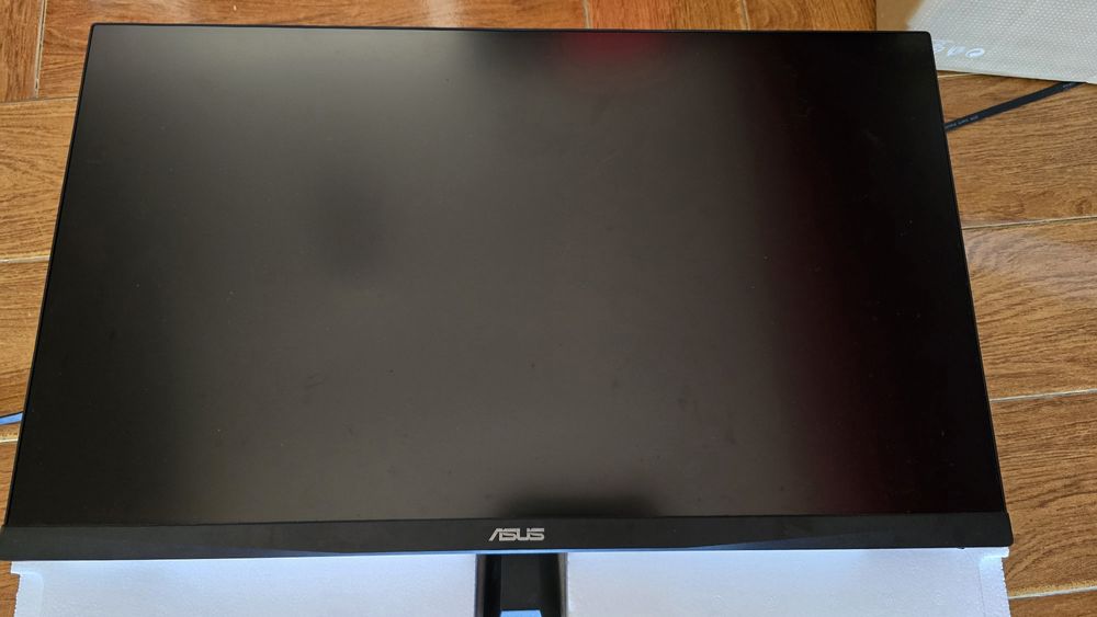 Monitor asus 165hz 1ms 27'