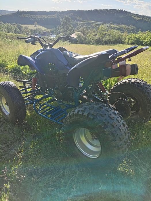 Vând Atv 250 răcire pe apă