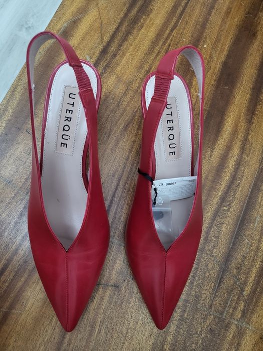 Туфли красные лодочка