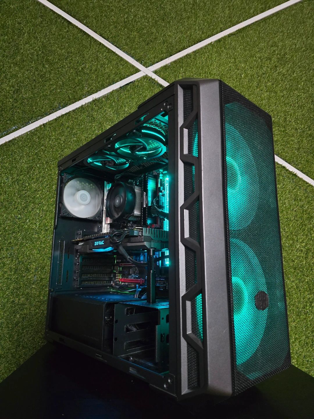 Serviciu profesional de construire PC Gaming la comandă