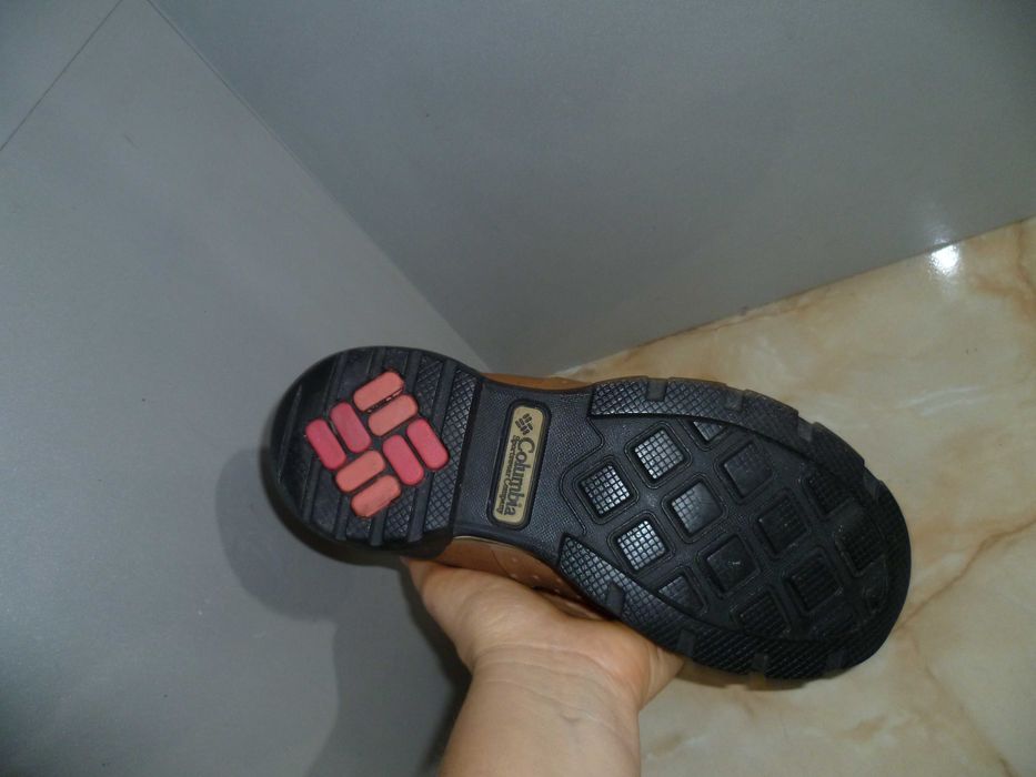 Columbia туристически боти