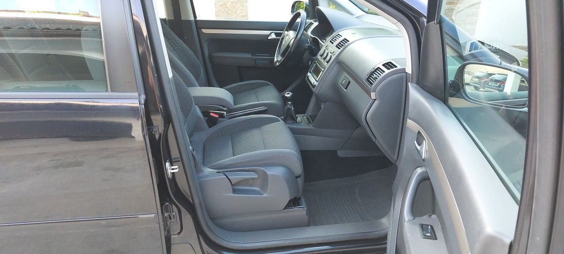 VW TOURAN STYLE-1.6 Mpi ‼️Benz+GPL-Klima-An 2008‼️Fără RUGINA