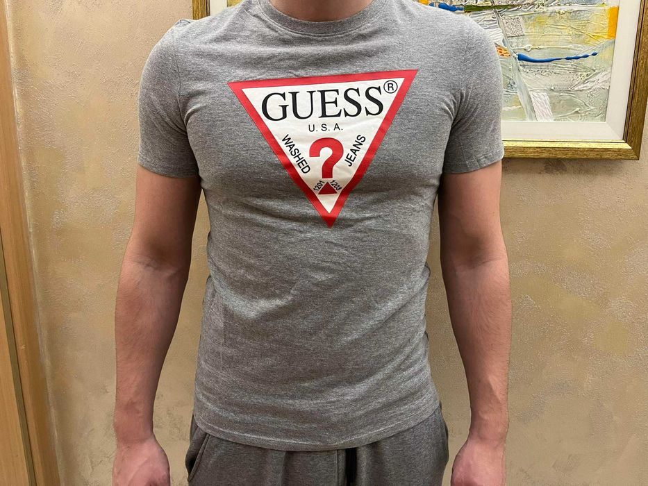 Оригинална мъжка тениска Guess
