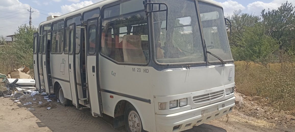 Uz otayol MIDIBUS M24.9 prabegi 73 ming