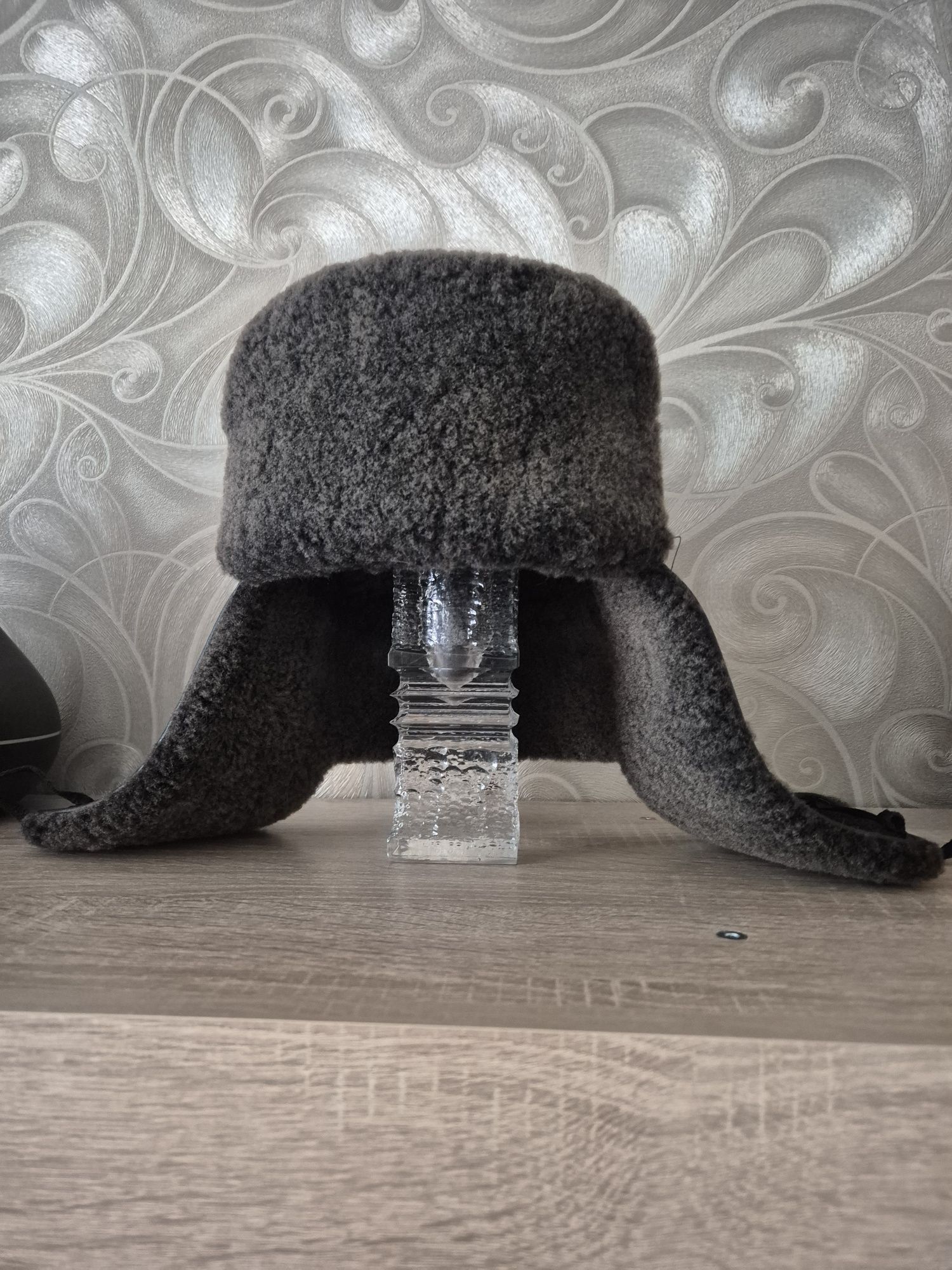 Продам мужскую цигейковую шапку ушанку.