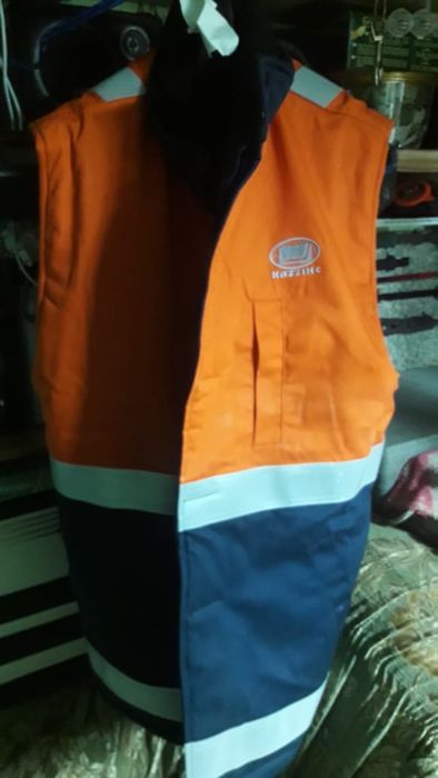 продам рабочую жилетку