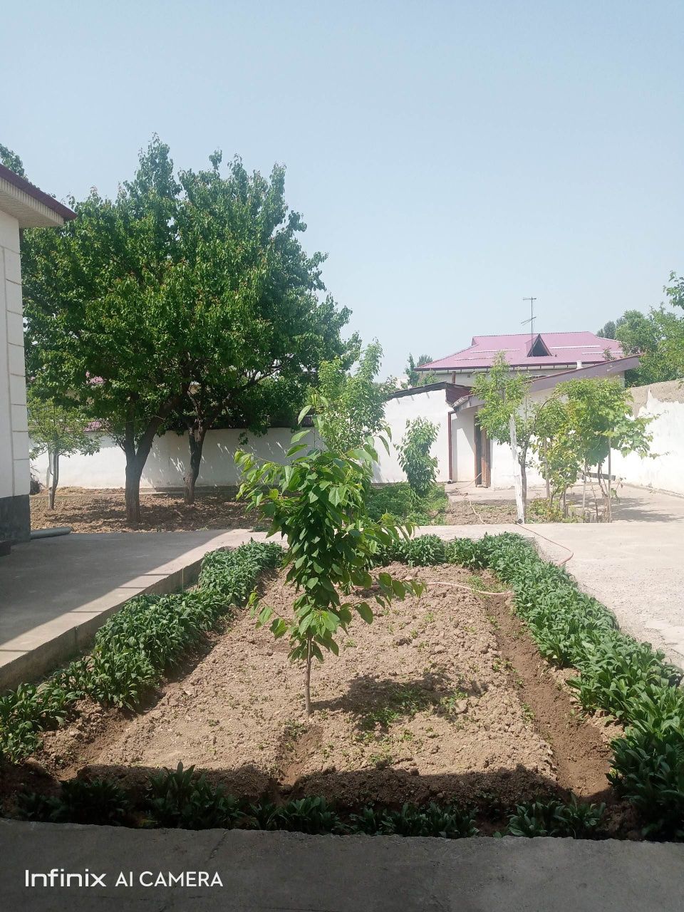 Ховли сотилади
Кушкурган МФЙ
6 сотих 
Катеж Со