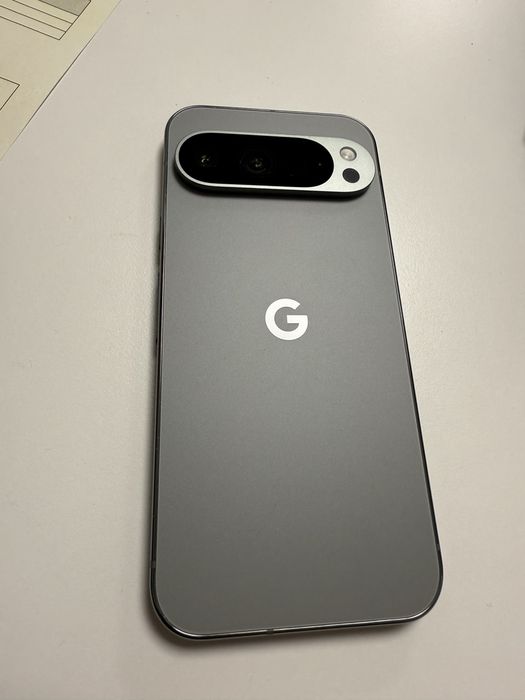 Смартфон Google Pixel 9 Pro 16 ГБ/256 ГБ серый