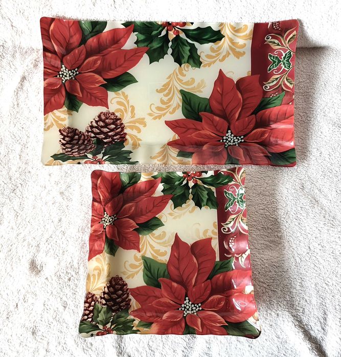 Комплект празнични подноси от рисувано стъкло