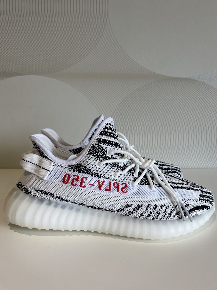 Adidas Yeezy Boost 350 V2 Zebra