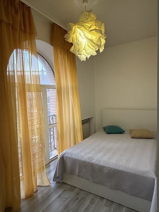 Продам желтую тюль