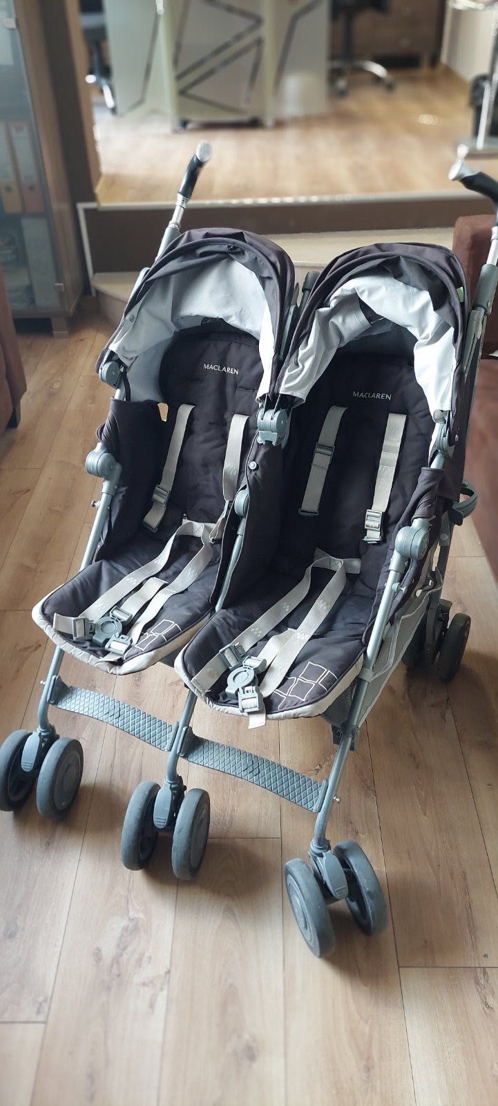 Maclaren twins макларън  количка за близнаци