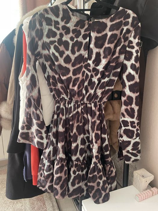 Леопардова елегантна  рокля размер С