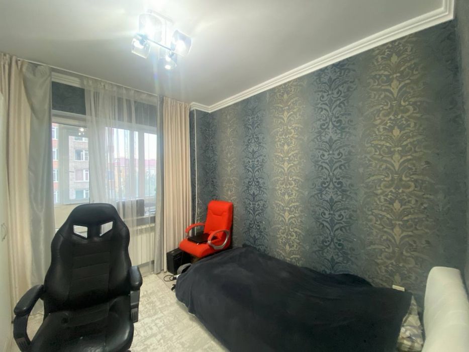 Продам 4 к.кв в мкр. Алтын-Орда