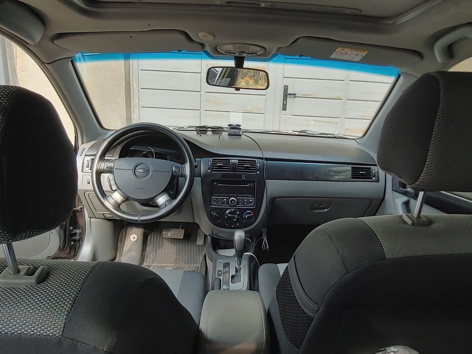 Chevrolet jentra chocco
