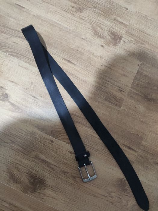 Curea Tommy Hilfiger din piele 128x3.5cm