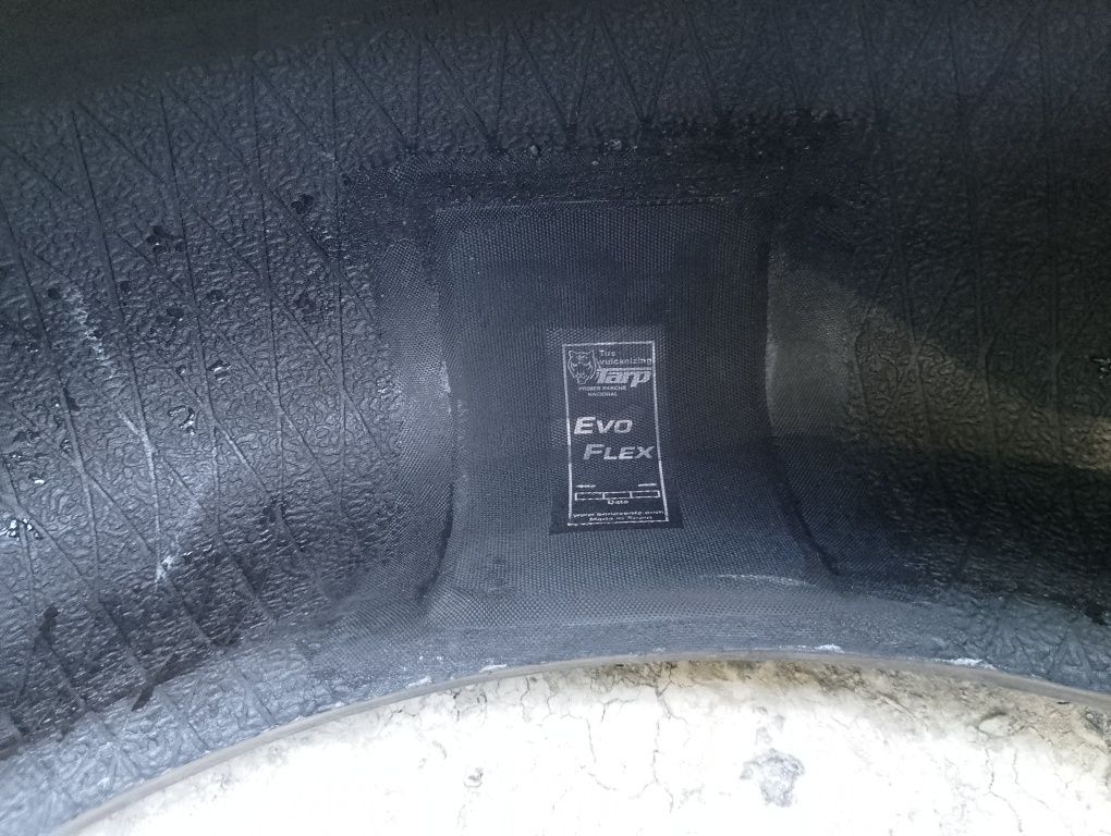 Летни гуми 215 55 17  80лева за четирите