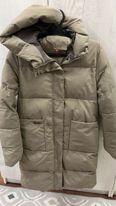 Зимняя куртка женская