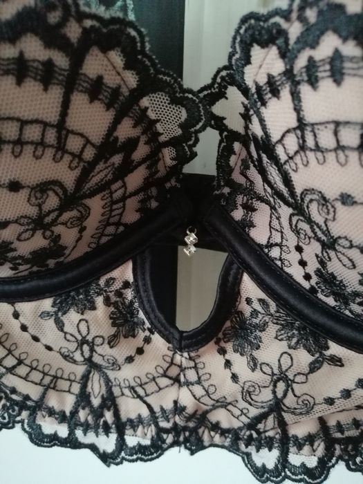 Bustiera sutien sexy din dantela Secret Possessions 75 B