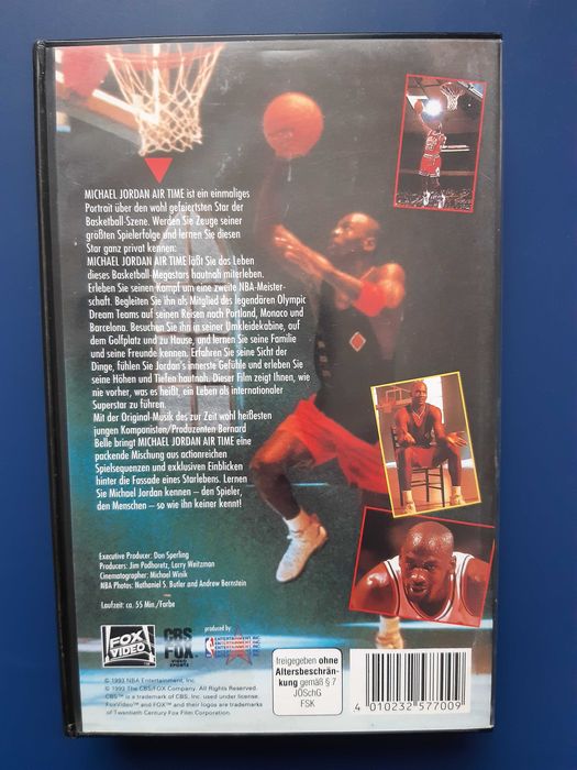 Видеокасети VHS Space Jam Космически Забивки Michael Jordan AIR TIME