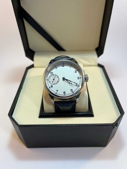 Класически и стилен 42мм часовник