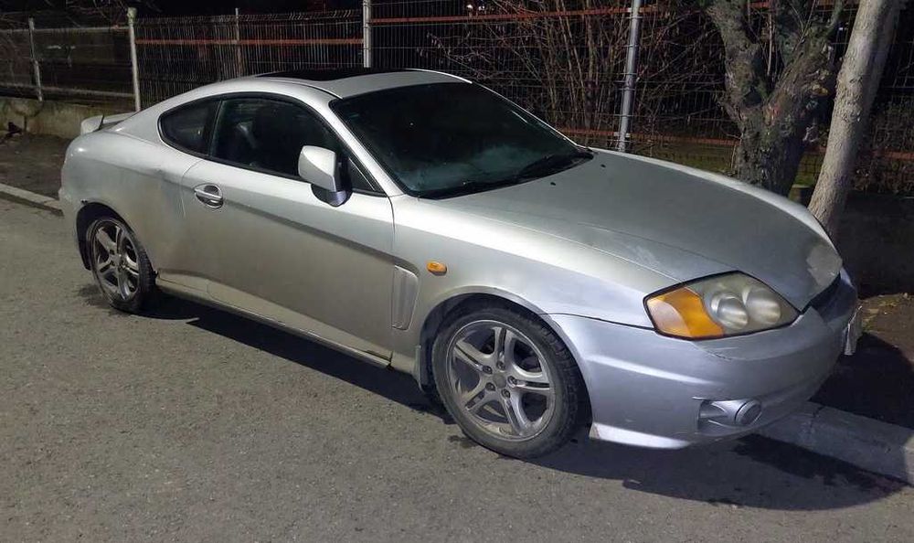 Dezmembrez HYUNDAI COUPE 2 (GK) 1.6i (02.2004) + 2.0i (03.2002)